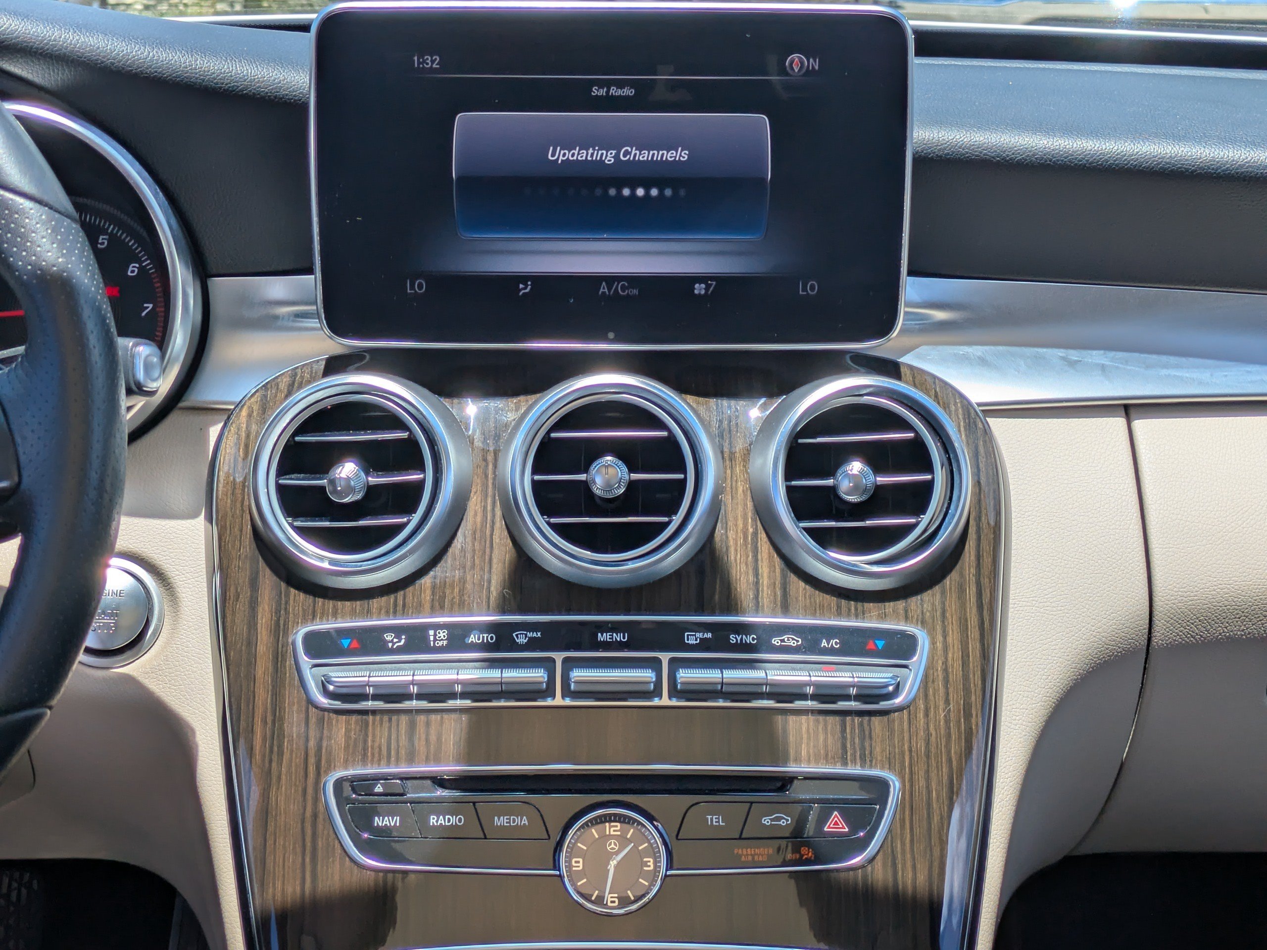 Used 2018 Mercedes-Benz C 300 Sedan image 16