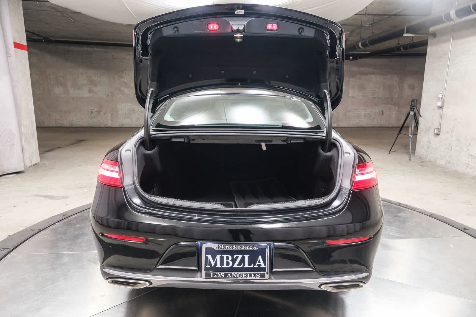 Used 2019 Mercedes-Benz E 450 Coupe image 31