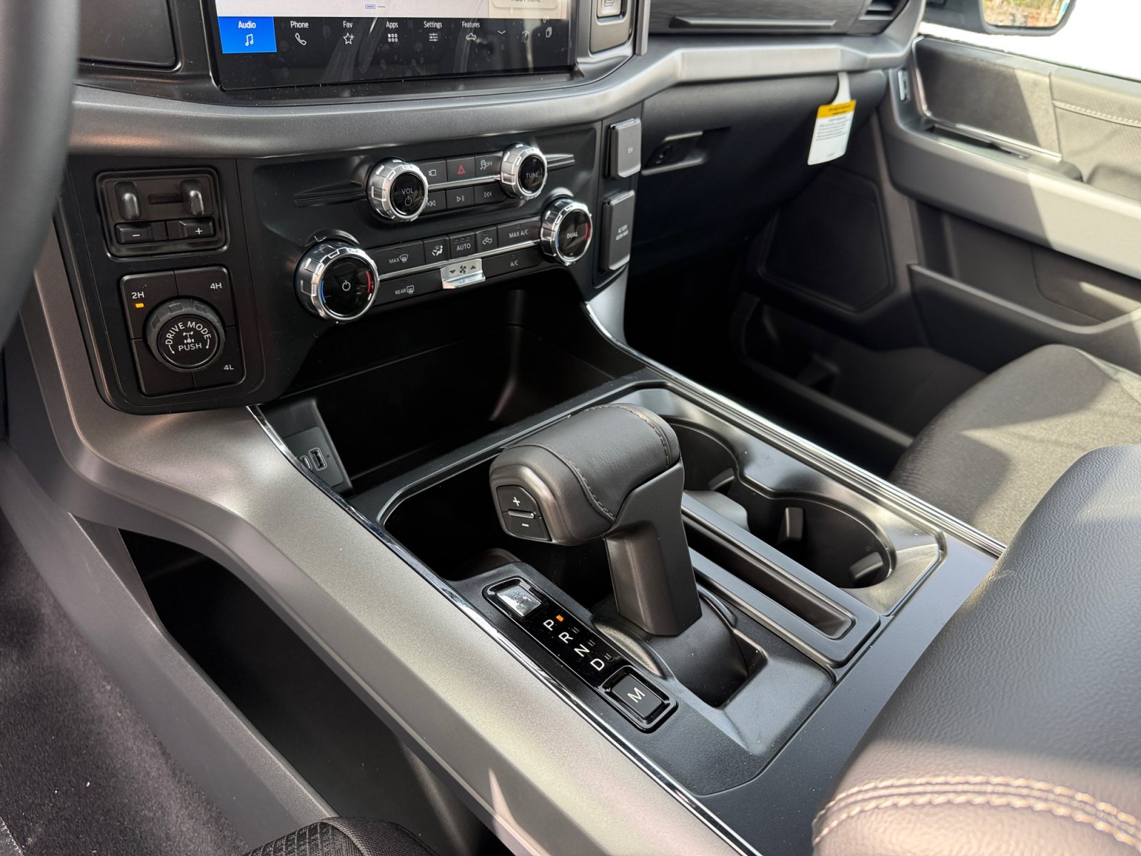 New 2026 Ford F150 XLT w/ FX4 Off-Road Package AWD/4WD image 13
