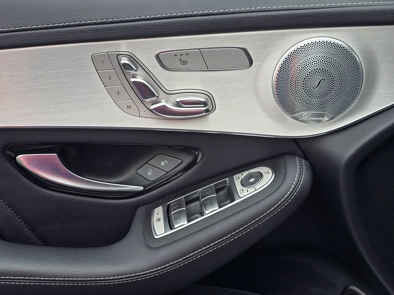 Used 2019 Mercedes-Benz GLC 300 4MATIC Coupe image 9