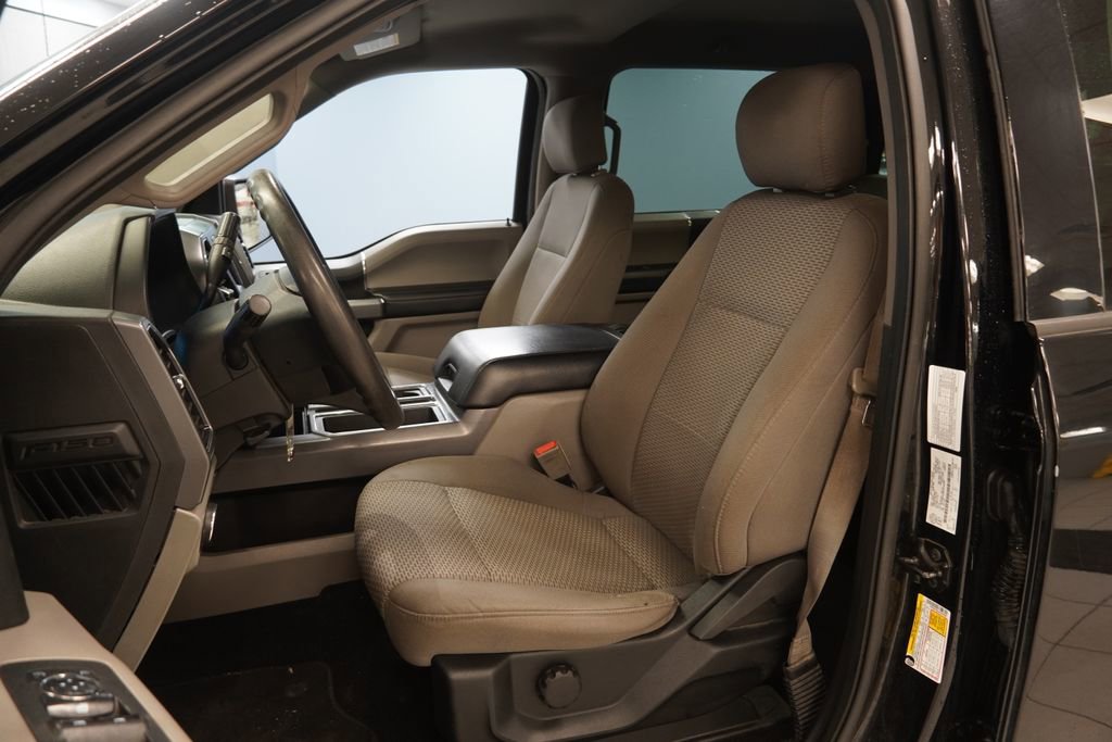 Used 2018 Ford F150 XLT w/ Trailer Tow Package image 3