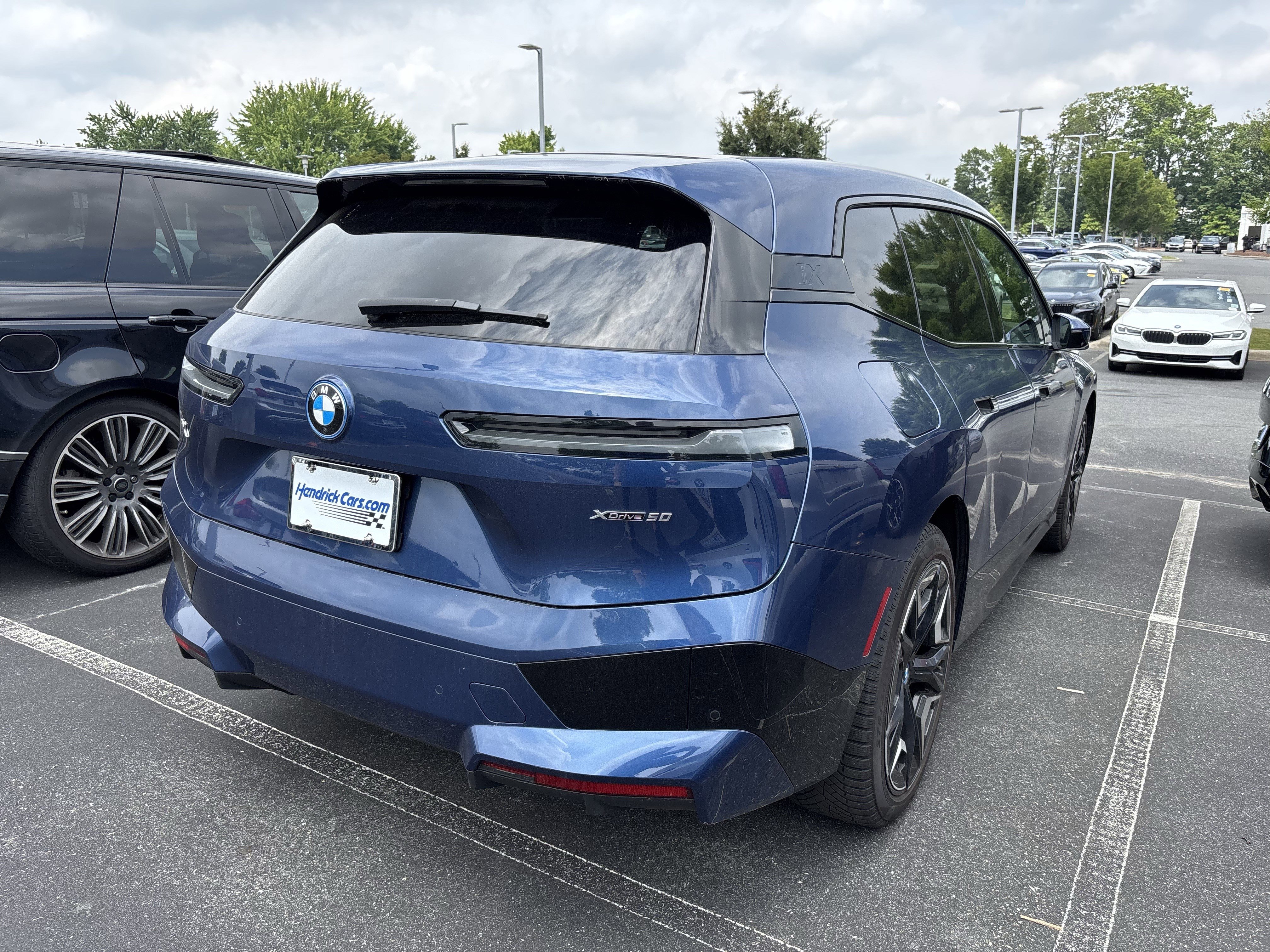 Certified 2024 BMW iX xDrive50 w/ Premium Package AWD/4WD image 23