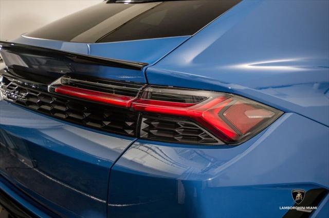 Used 2025 Lamborghini Urus SE AWD/4WD image 30