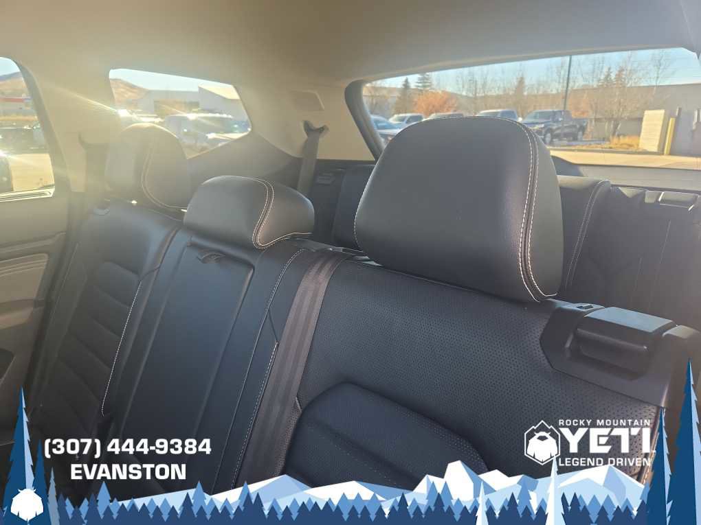 Used 2022 Volkswagen Atlas SEL Premium image 13