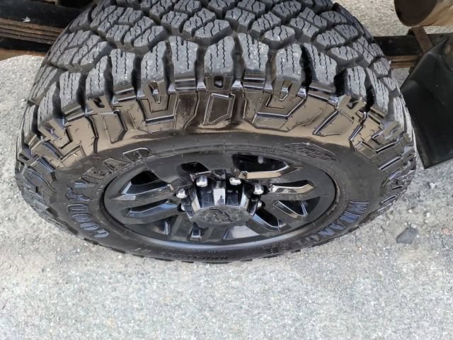 Used 2017 Chevrolet Silverado 2500 LT AWD/4WD image 29