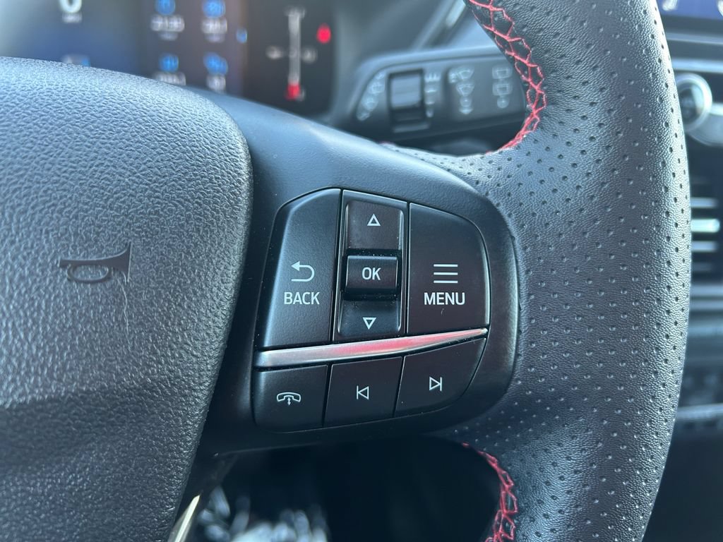 Used 2025 Ford Escape ST-Line Select AWD/4WD image 21