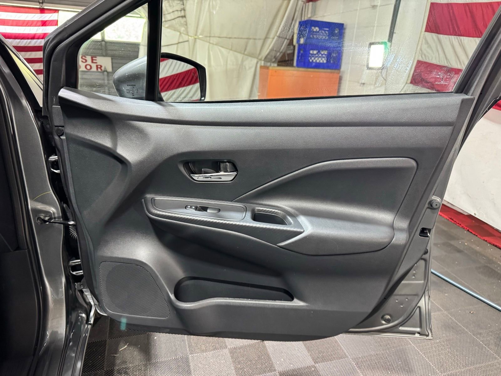 Used 2025 Nissan Versa SV image 20