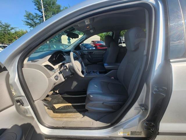 Used 2013 Chevrolet Traverse LS AWD/4WD image 11