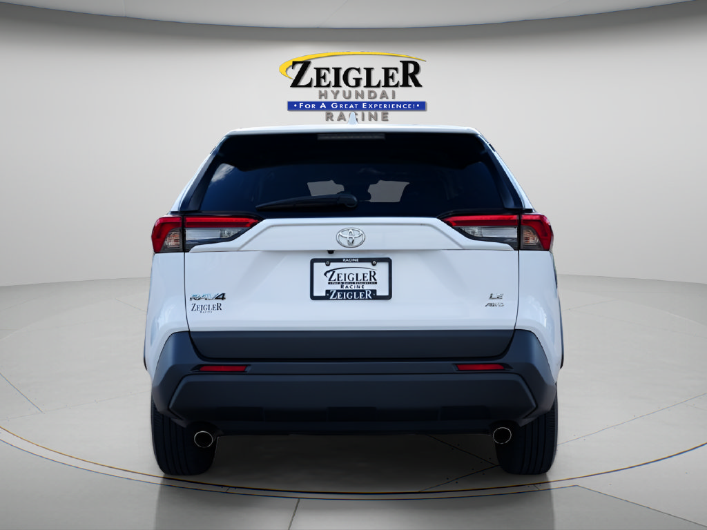 Used 2025 Toyota RAV4 LE AWD/4WD image 6