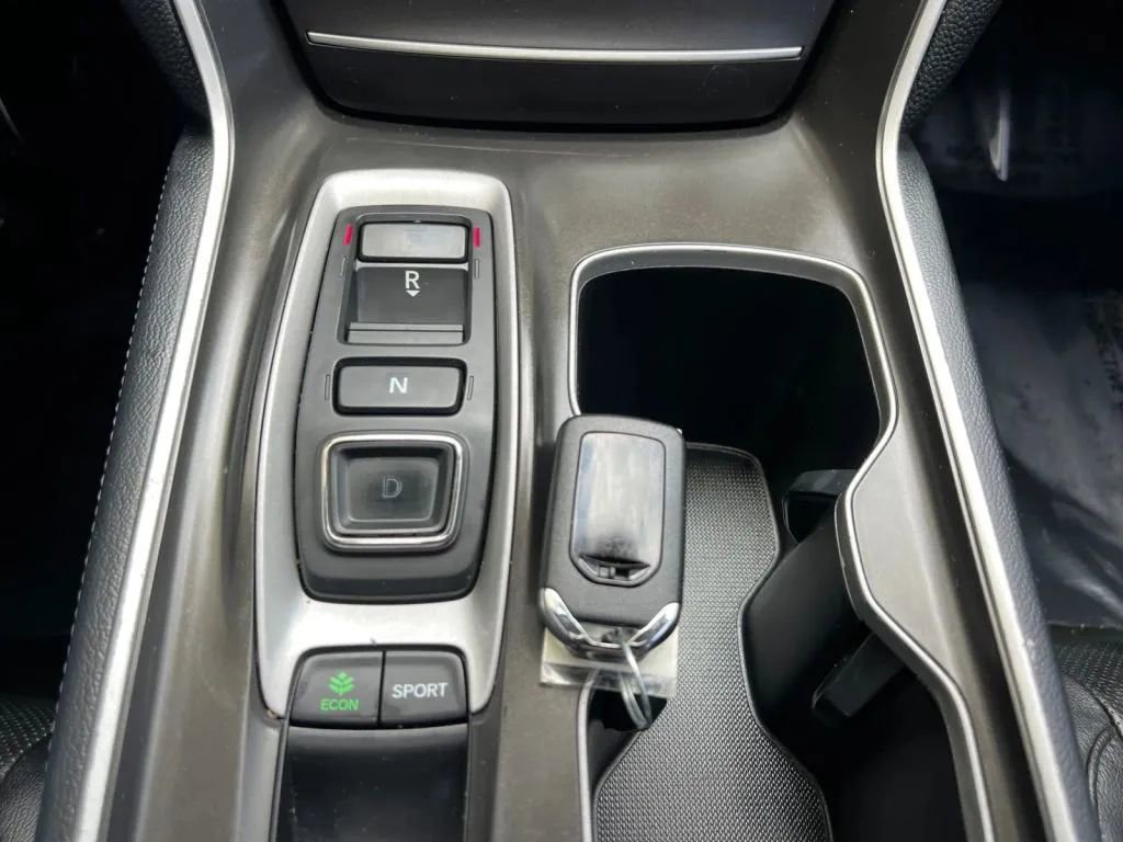 Used 2018 Honda Accord Touring image 41