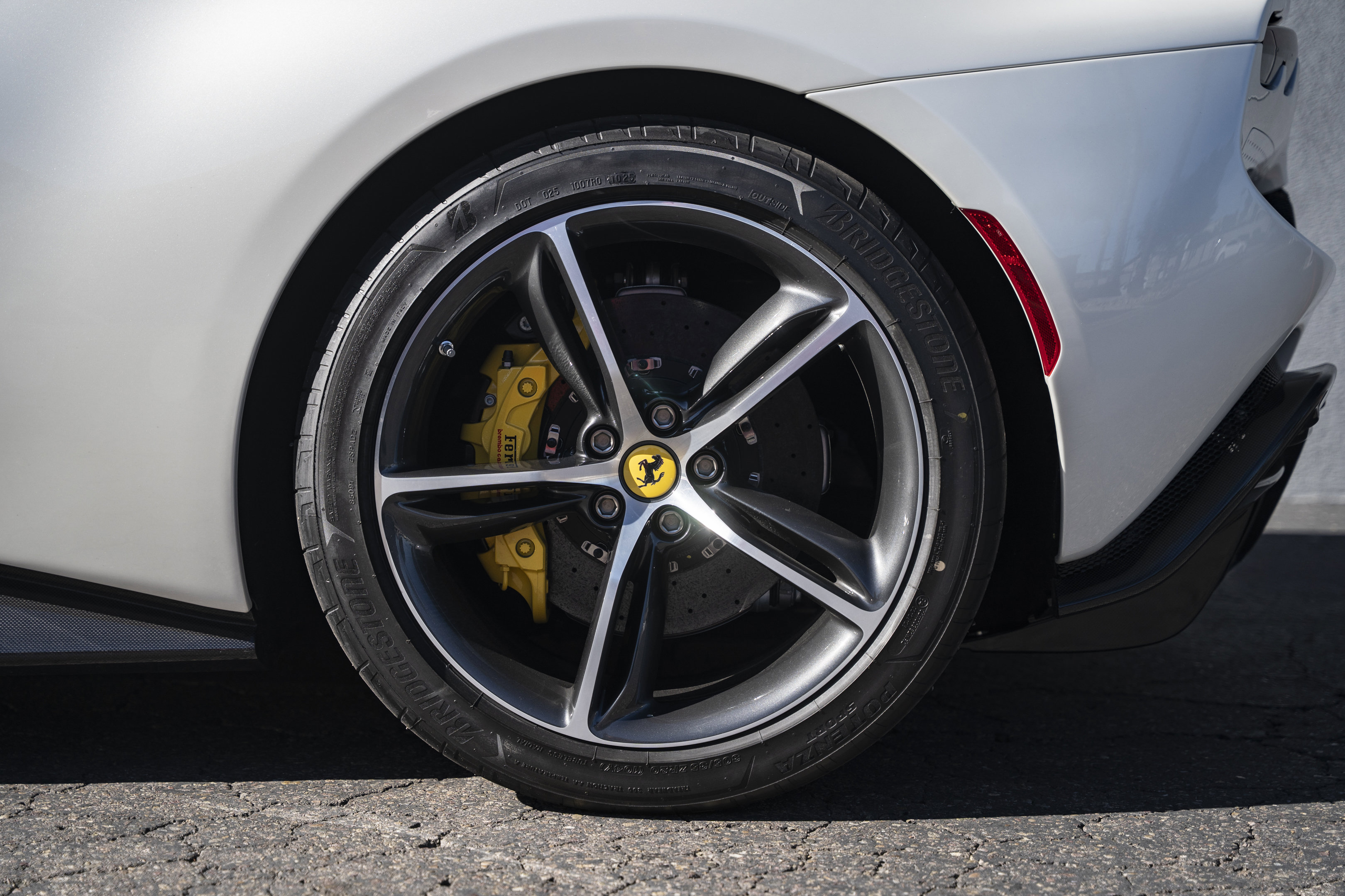 Used 2025 Ferrari 296 GTS image 27