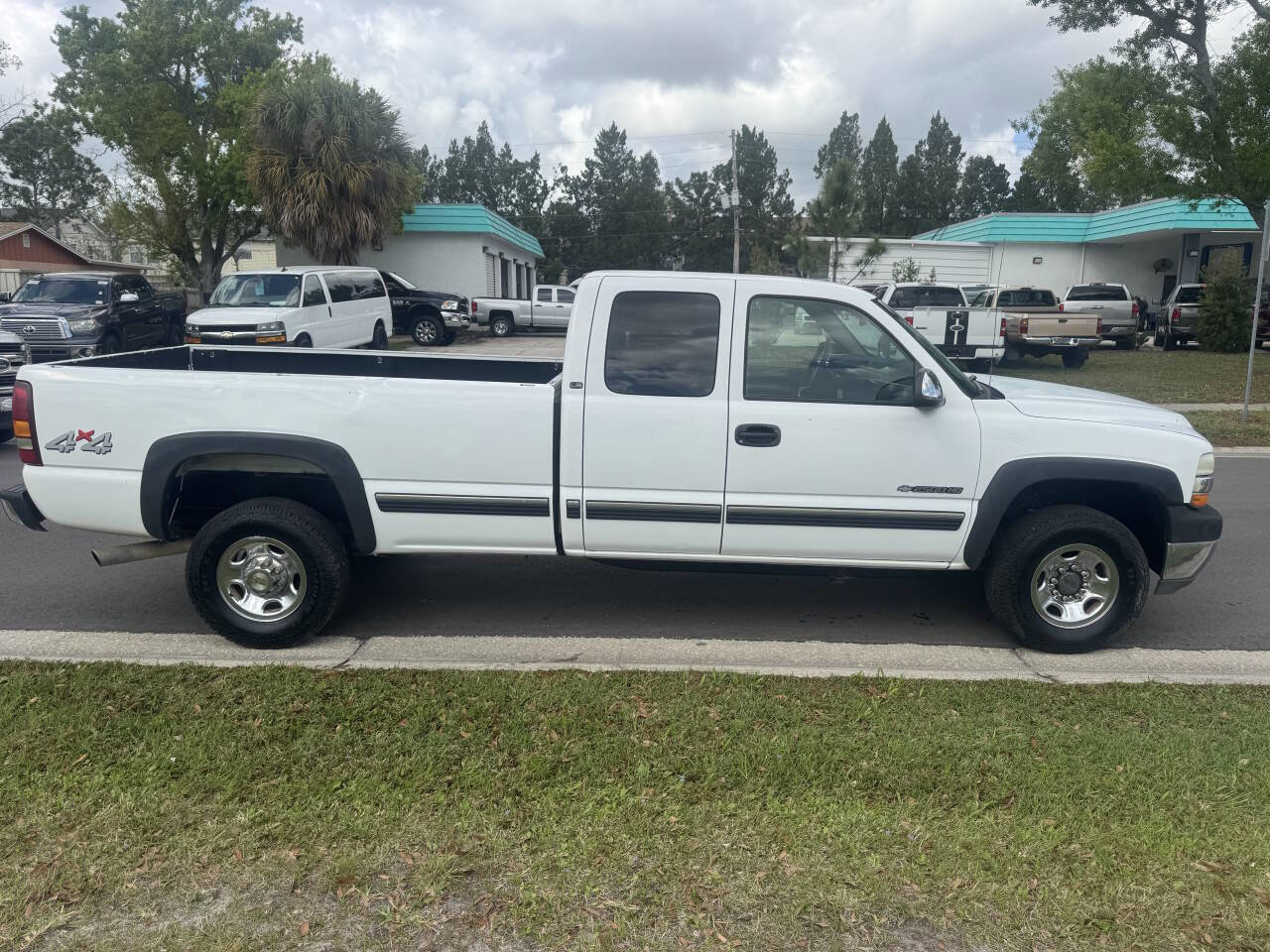 Used 2002 Chevrolet Silverado 2500 LS w/ Off-Road Skid Plate Pkg AWD/4WD image 3