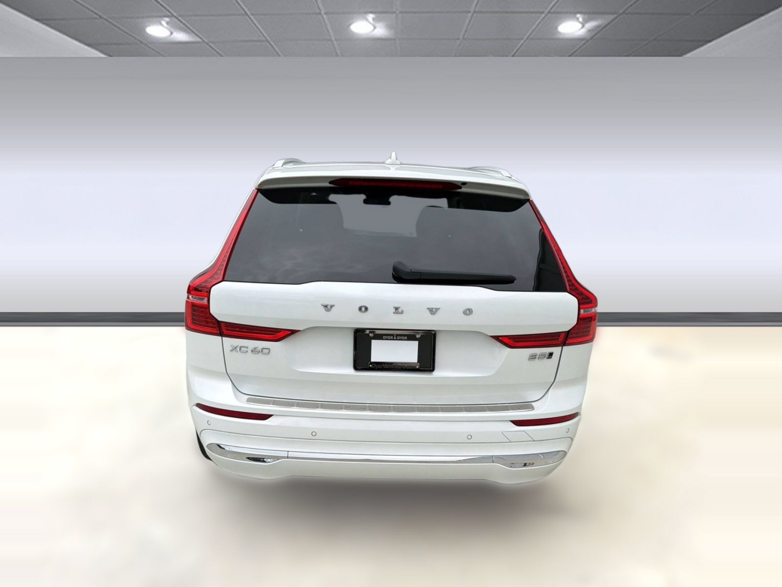 Certified 2023 Volvo XC60 B5 Ultimate w/ Climate Package AWD/4WD image 10