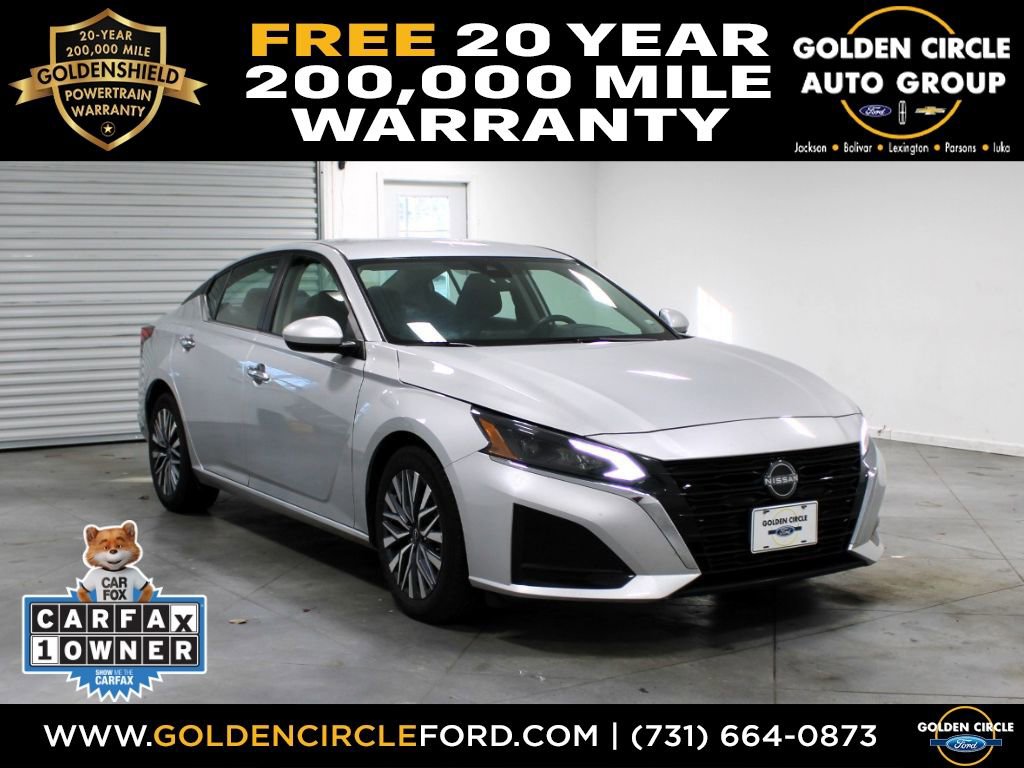 Used 2023 Nissan Altima 2.5 SV image 1