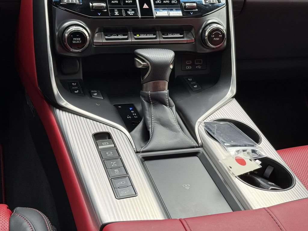 Used 2024 Lexus LX 600 F Sport AWD/4WD image 20