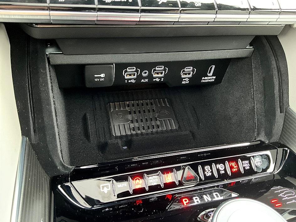 New 2026 Jeep Grand Wagoneer L Summit image 29