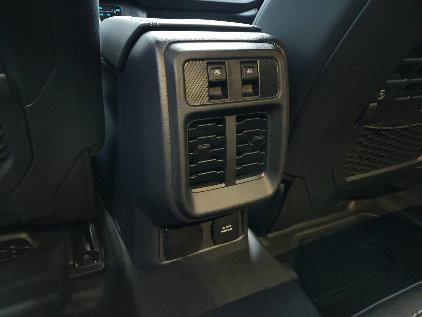 Used 2025 Ford Bronco Big Bend w/ Black Diamond Package AWD/4WD image 13