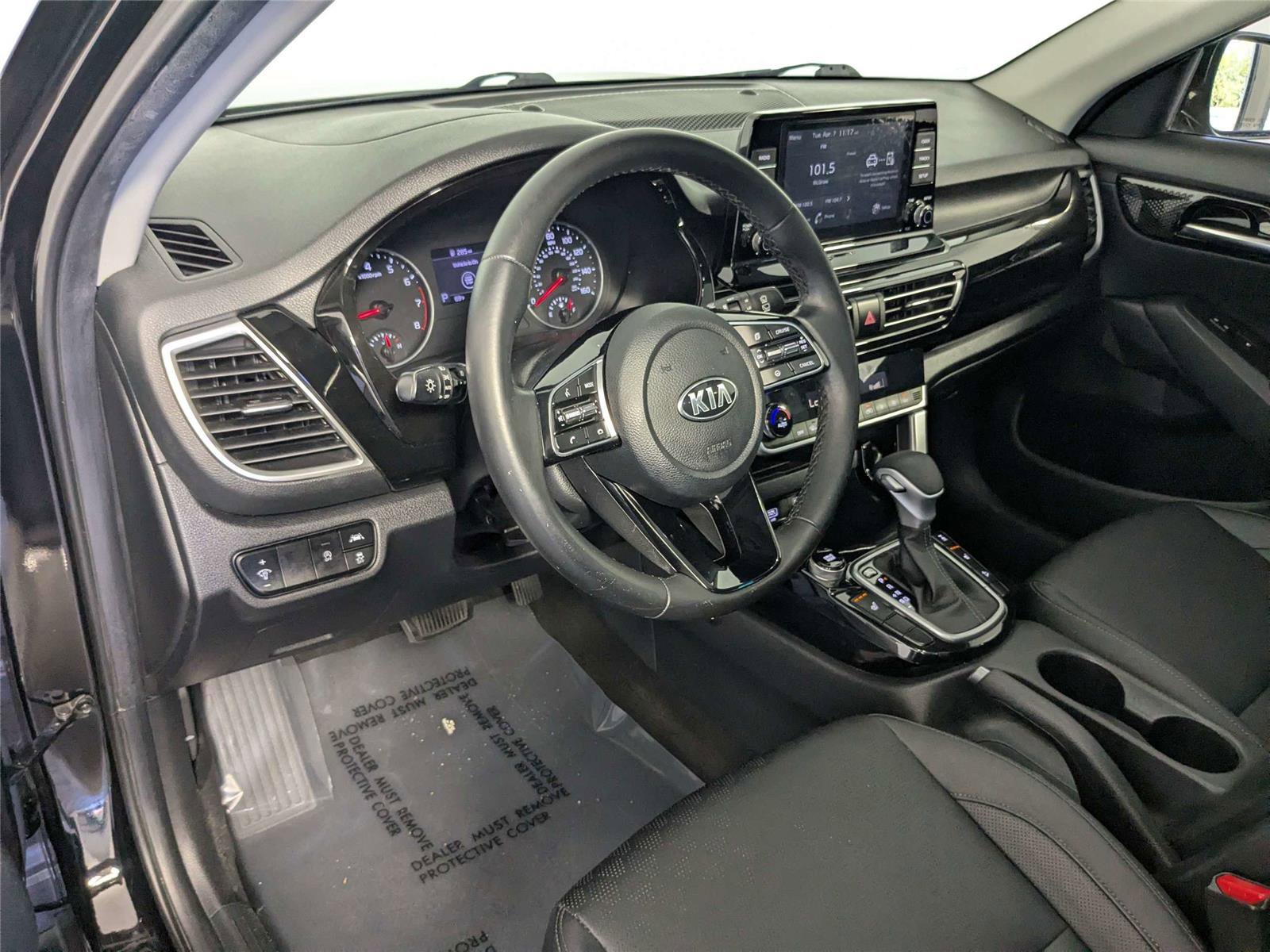 Used 2021 Kia Seltos EX image 12