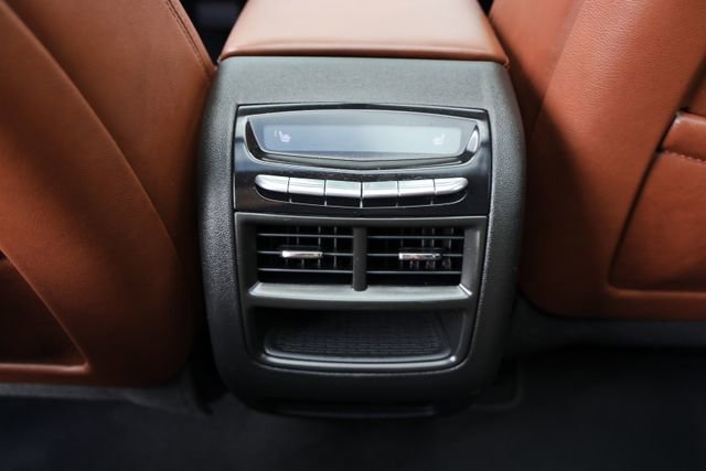 Certified 2024 Cadillac XT5 Premium Luxury FWD image 26