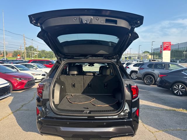Used 2026 GMC Terrain AT4 AWD/4WD image 9