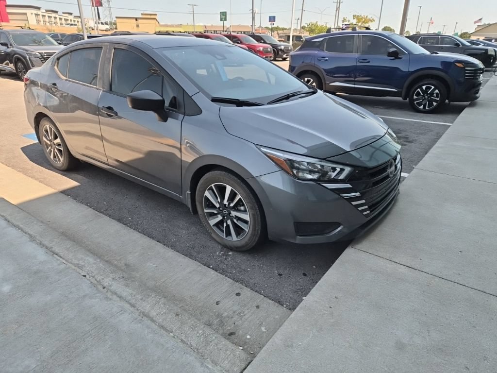 Used 2025 Nissan Versa S w/ S Plus Package FWD image 3