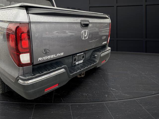 Used 2017 Honda Ridgeline RT image 9