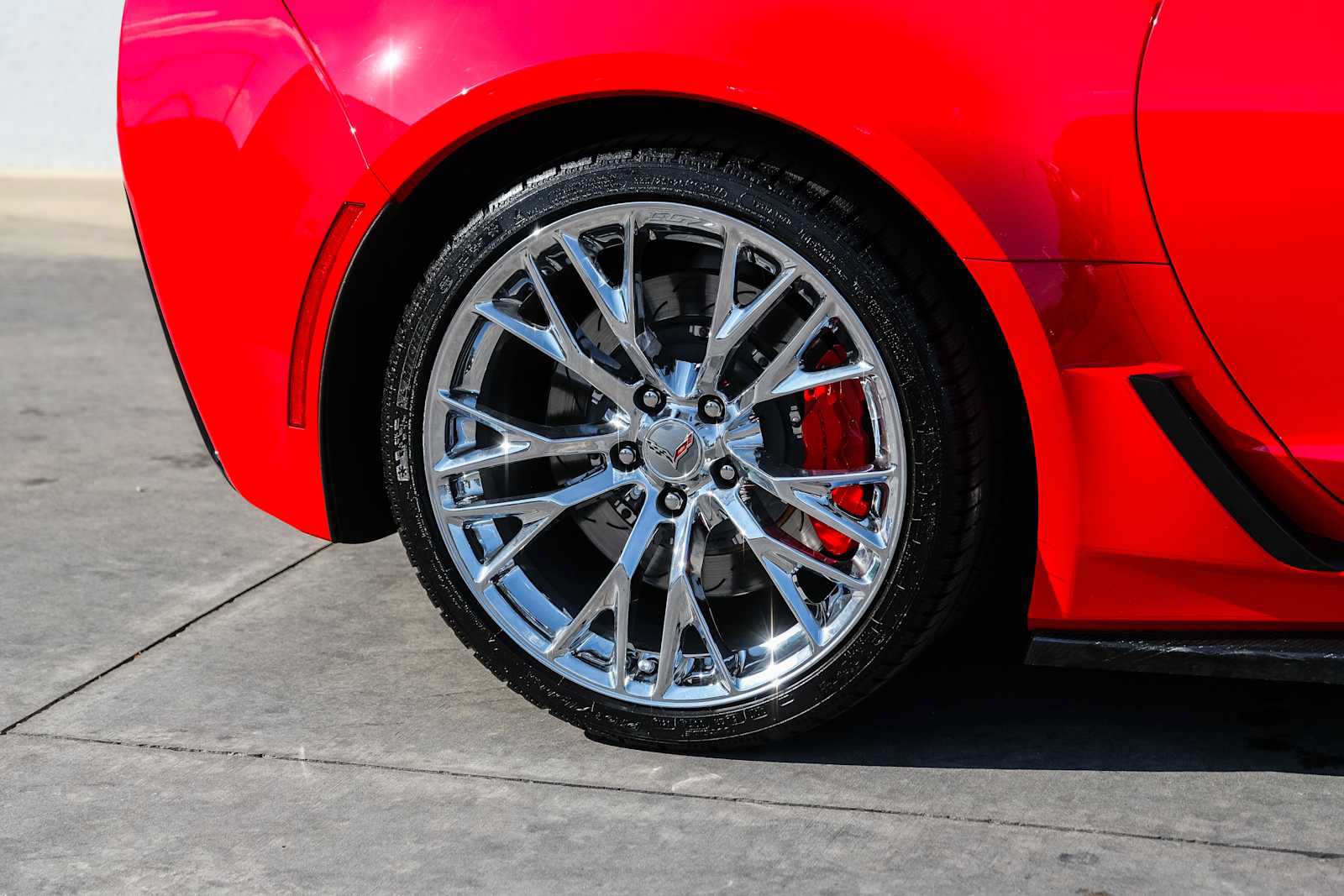 Used 2016 Chevrolet Corvette Z06 w/ 2LZ Preferred Equipment Group RWD image 9