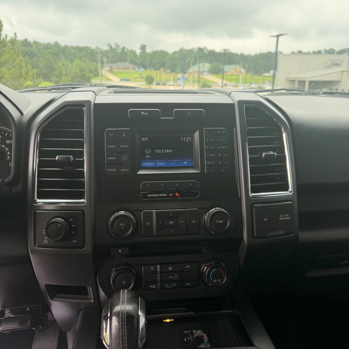 Used 2015 Ford F150 XLT w/ Equipment Group 301A Mid AWD/4WD image 15