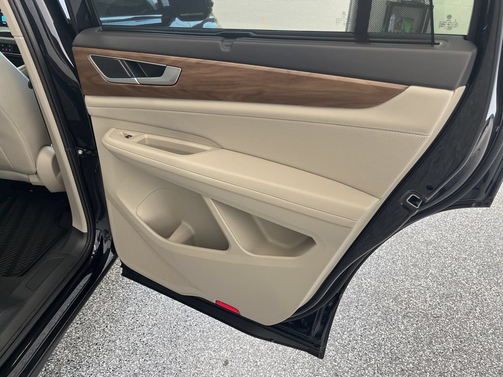 New 2026 Volkswagen Atlas SE FWD image 34
