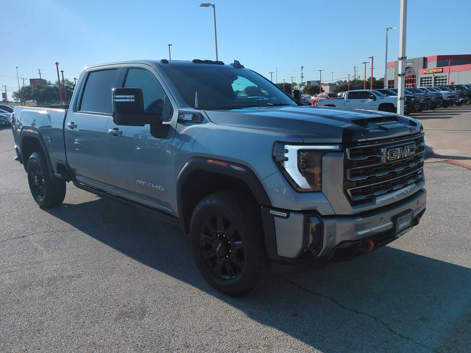 Used 2024 GMC Sierra 2500 AT4 w/ AT4 Premium Plus Package AWD/4WD image 2
