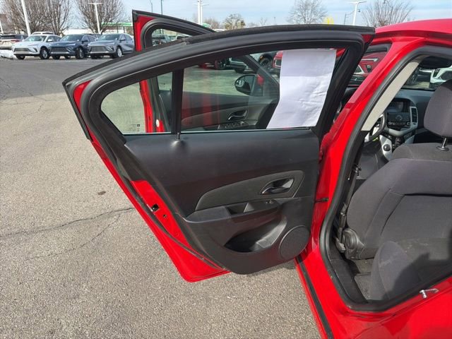 Used 2014 Chevrolet Cruze LT w/ Technology Package image 35