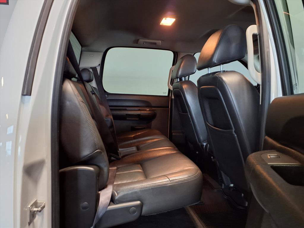 Used 2012 GMC Sierra 2500 SLE w/ SLE Preferred Package image 9