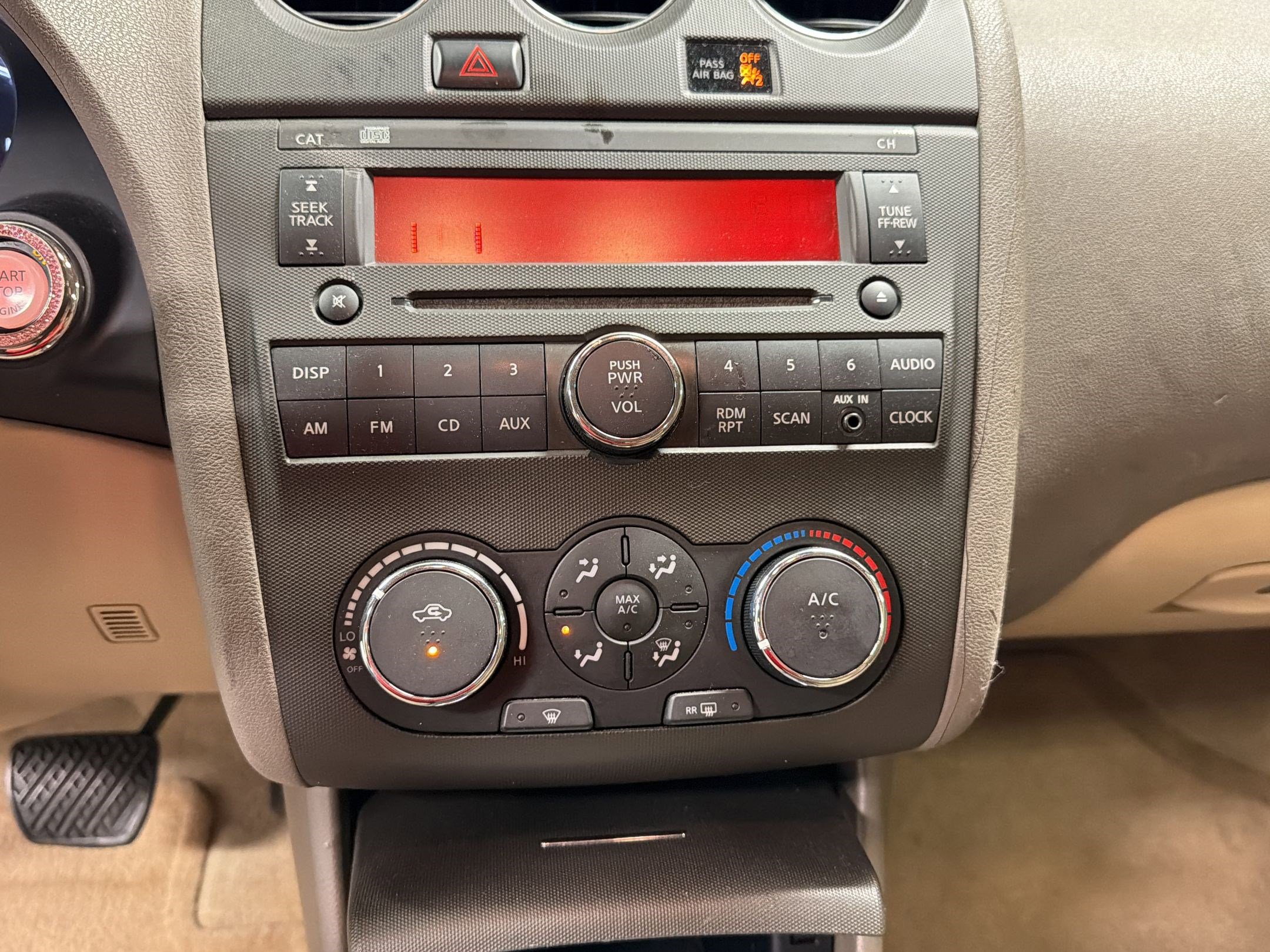 Used 2011 Nissan Altima 2.5 S w/ Special Edition Pkg FWD image 17