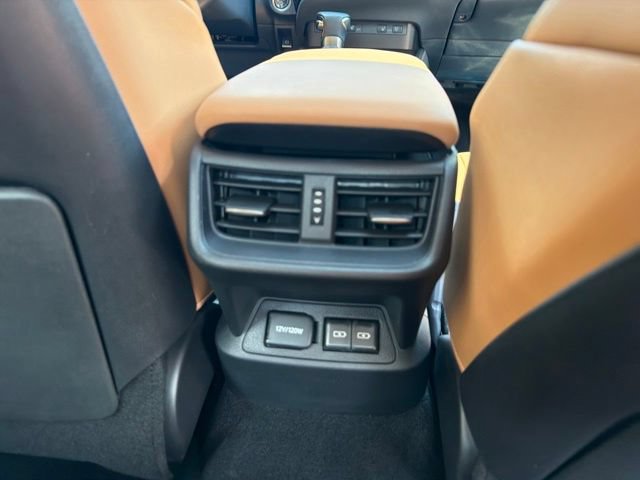 Used 2025 Lexus ES 300h F Sport w/ Accessory Package (Z1) FWD image 34