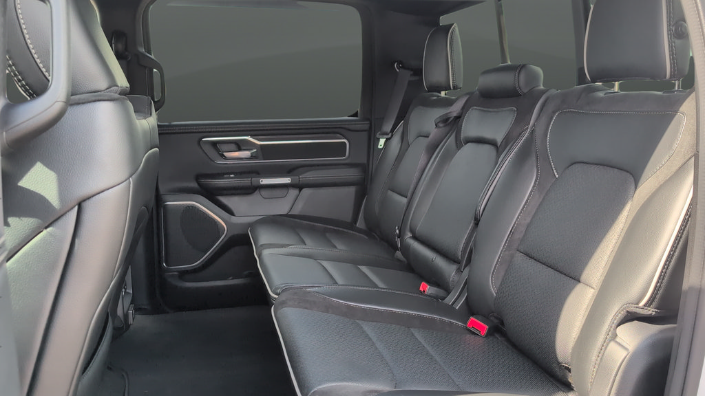 Used 2025 RAM 1500 Laramie AWD/4WD image 25