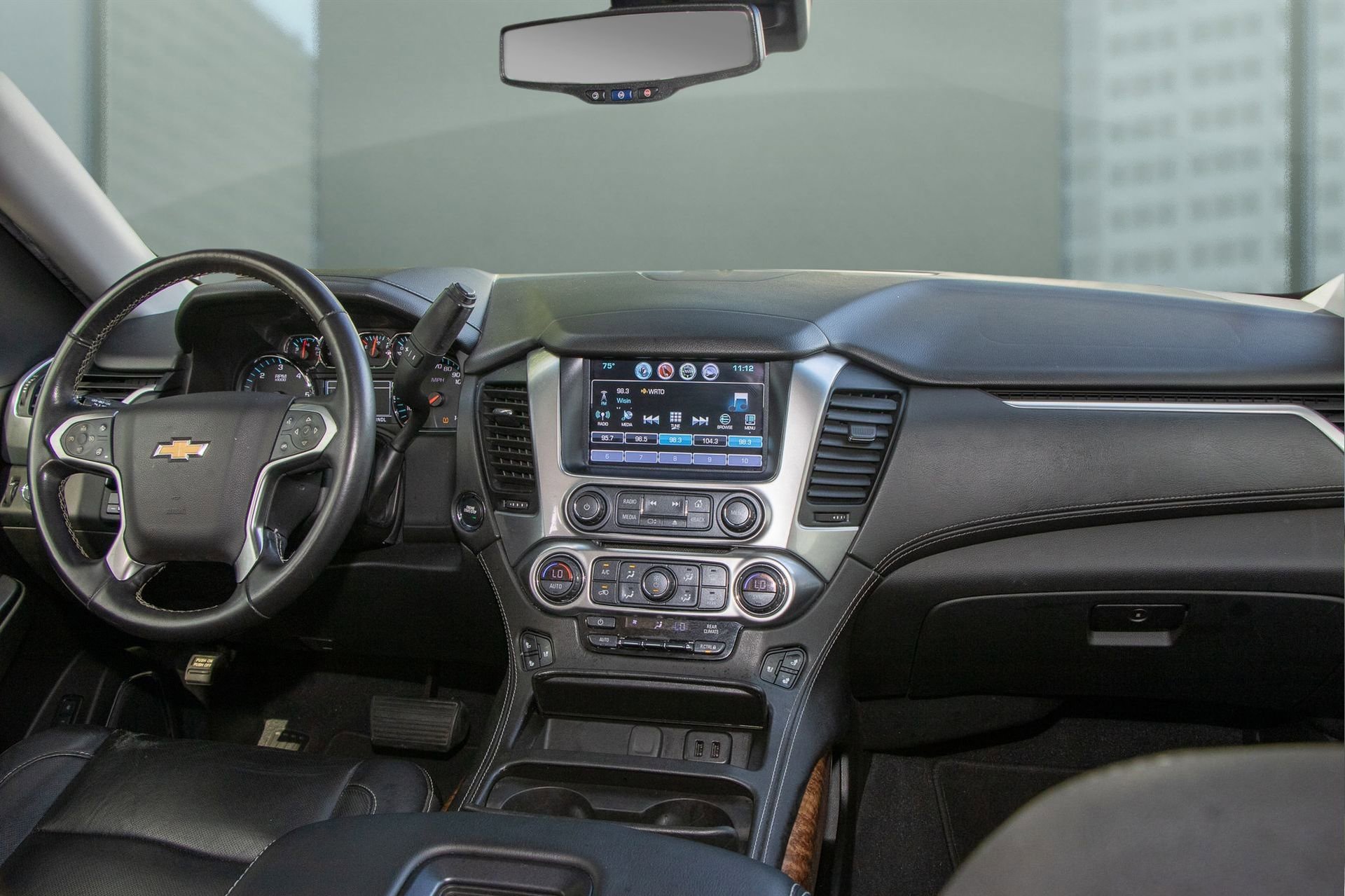 Used 2019 Chevrolet Suburban Premier w/ RST 6.2L Performance Edition image 5