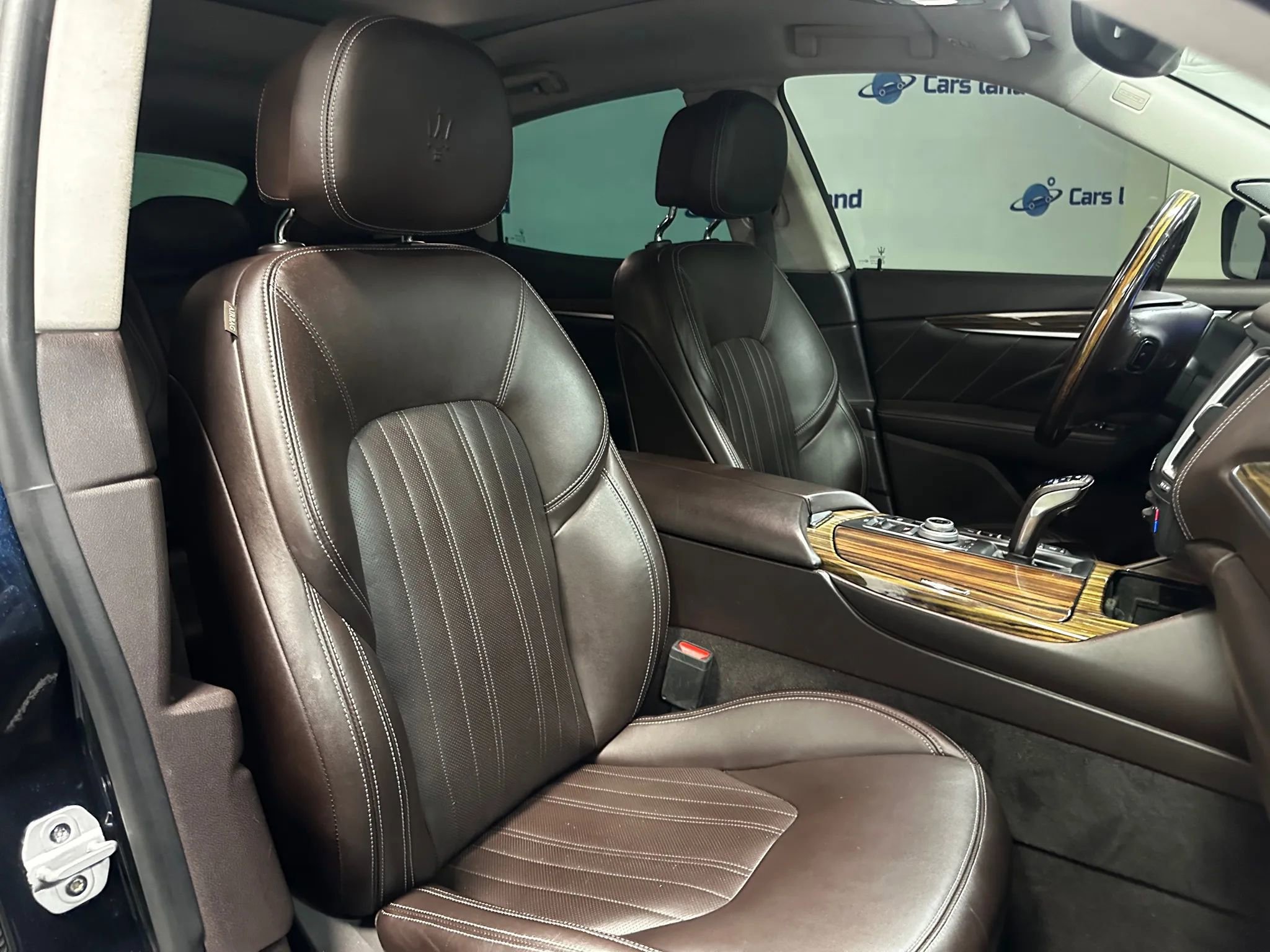 Used 2019 Maserati Levante GranLusso AWD/4WD image 26