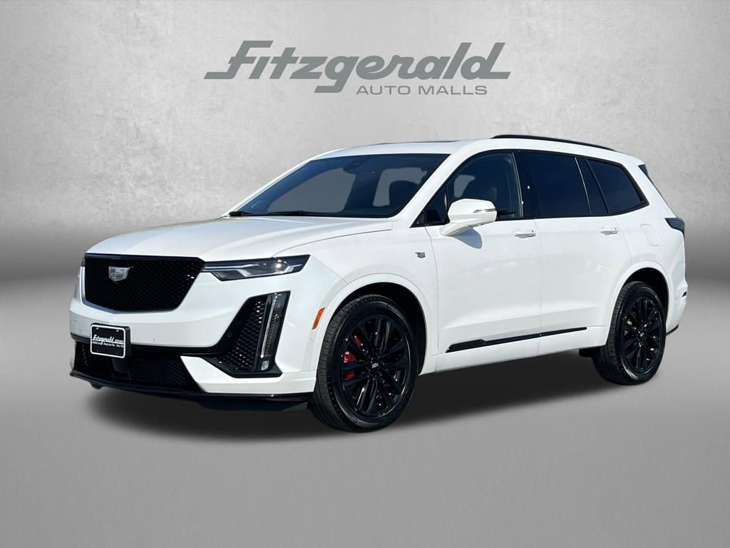 Used 2024 Cadillac XT6 Sport w/ LPO, Onyx Lite Package image 2