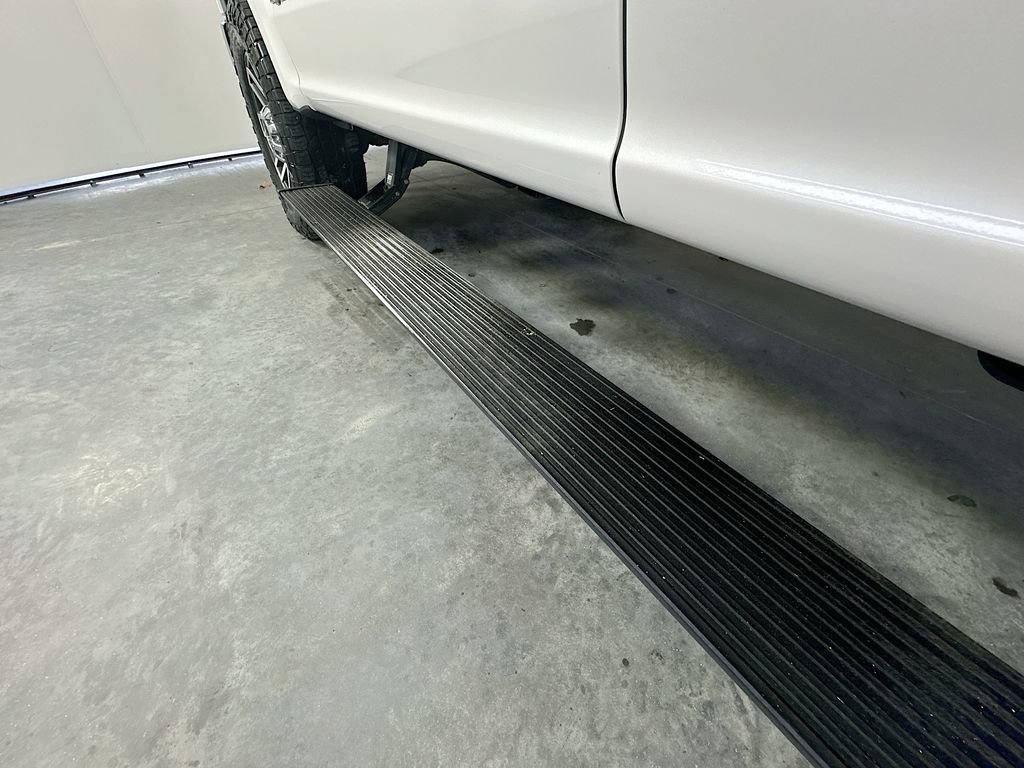 Used 2019 Ford F350 Lariat w/ Lariat Ultimate Package image 39