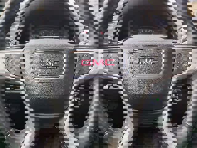 Used 2018 GMC Terrain SLE w/ Driver Convenience Package image 22