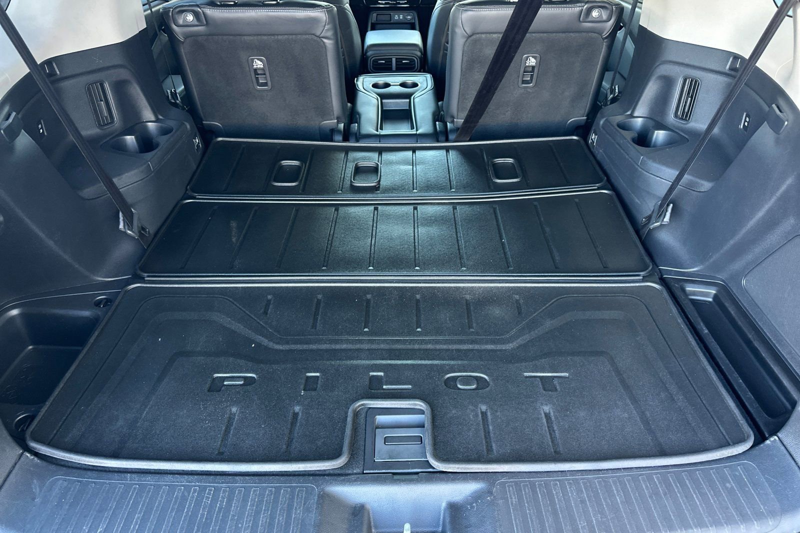 Used 2025 Honda Pilot EX-L image 19