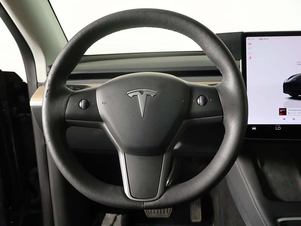 Used 2023 Tesla Model Y Long Range AWD/4WD image 40