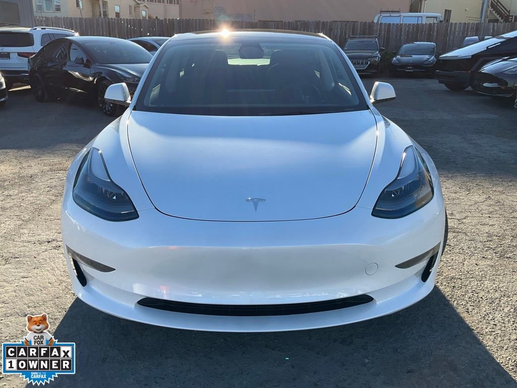 Used 2023 Tesla Model 3 Standard Range image 2