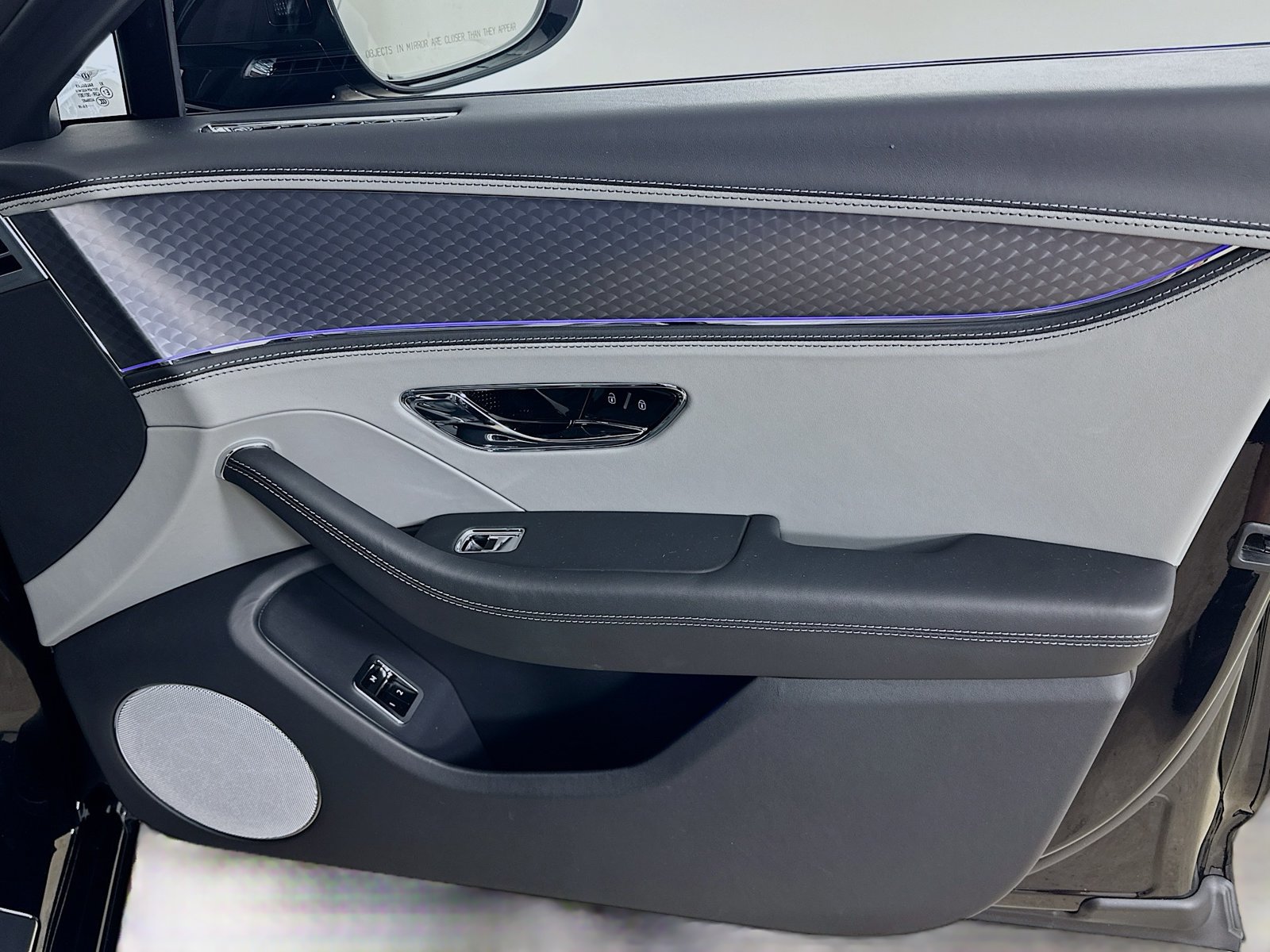 New 2026 Bentley Flying Spur V8 AWD/4WD image 48
