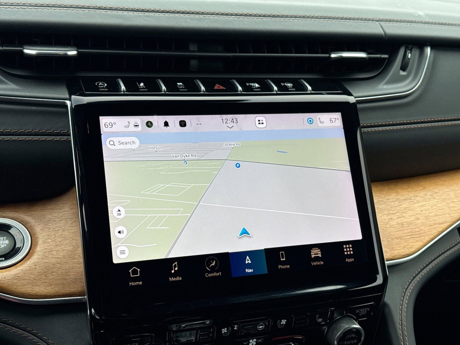 Used 2021 Jeep Grand Cherokee L Summit AWD/4WD image 34