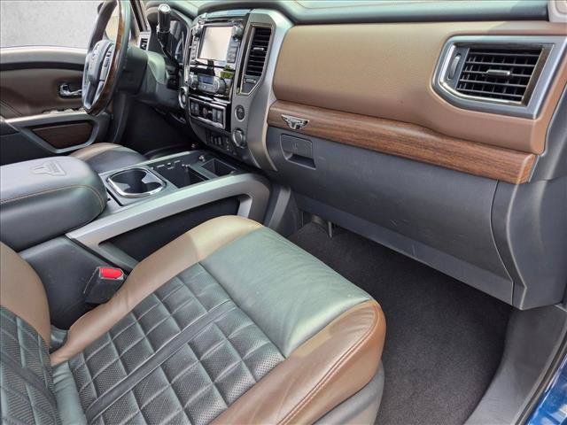 Used 2017 Nissan Titan Platinum Reserve RWD image 21
