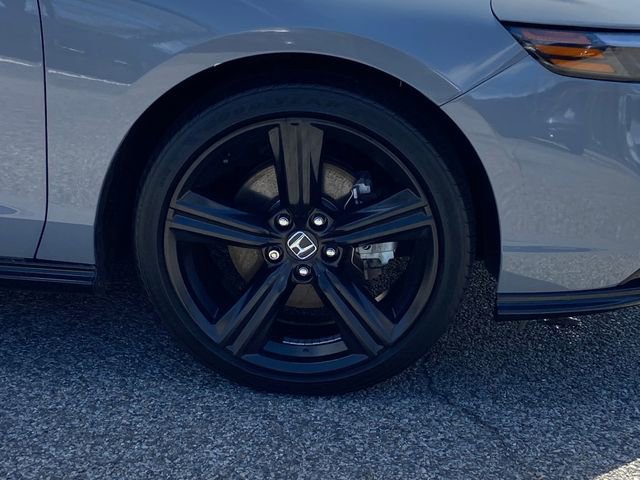 Used 2023 Honda Accord Sport image 10
