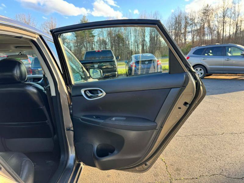 Used 2015 Nissan Sentra SV w/ Style Package FWD image 14
