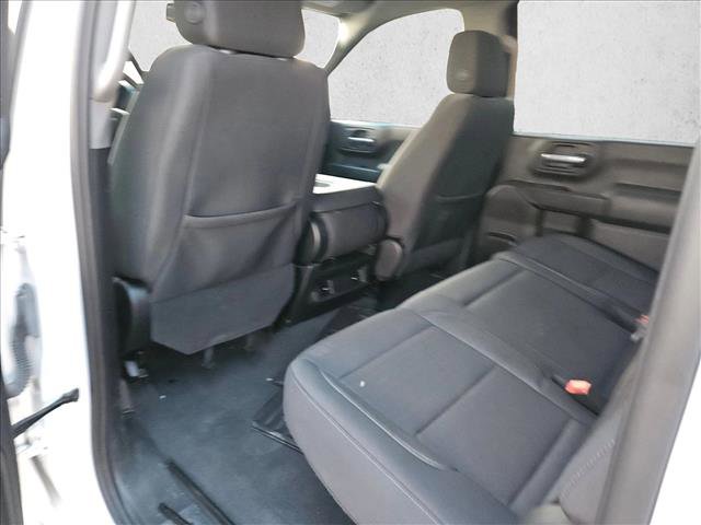 Used 2024 Chevrolet Silverado 2500 Custom w/ Custom Value Package image 6