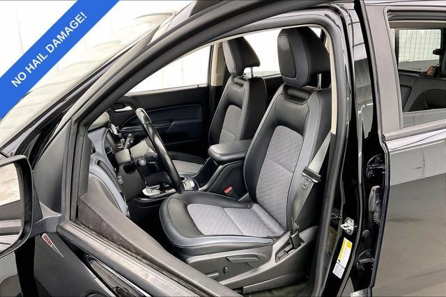 Used 2017 Chevrolet Colorado Z71 AWD/4WD image 8